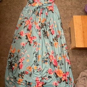 Strapless maxi dress with pockets